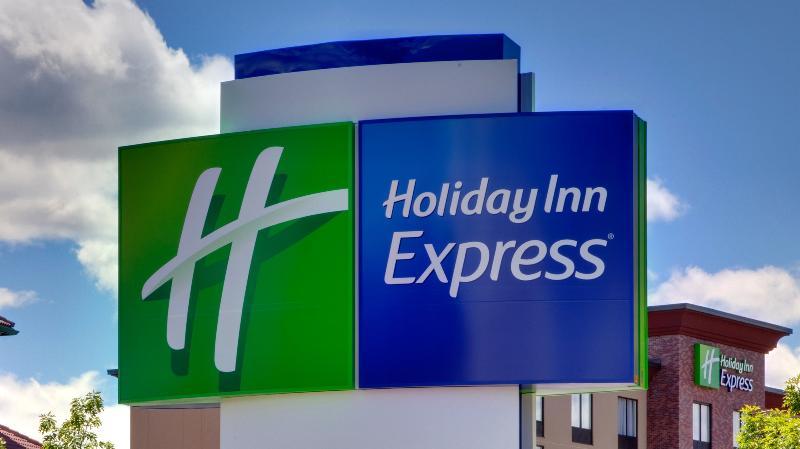 Holiday Inn Express & Suites Memphis Arpt Elvis Presley Blv, An Ihg Hotel Buitenkant foto